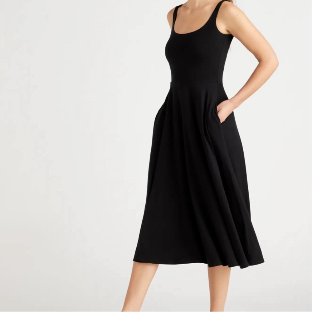 Quince Women’s Black Tencel Jersey Fit & Flare Dress sz M NWOT Sleeveless Midi